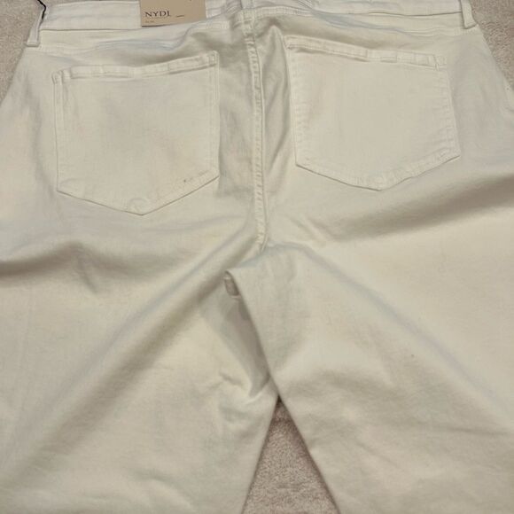 NYDJ Slim White Jeans - Picture 2 of 7